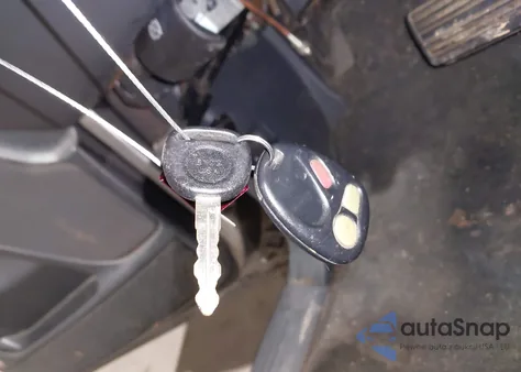 2001 Chevrolet Silverado 1500 Ls z USA, uszkodzony, nr VIN 2GCEC19T511144617